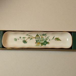 Vintage Floral Jewelry Small pagoda Tray Dish in original box